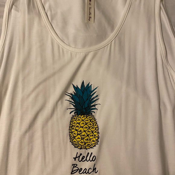 Hello beach pineapple tank - Picture 2 of 2